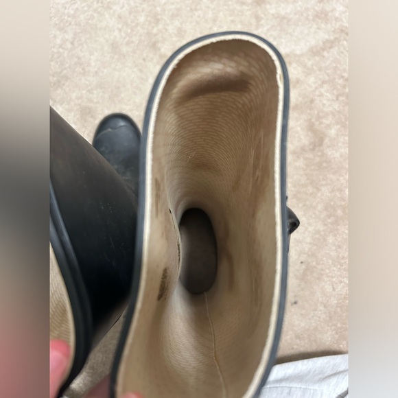 size 7 black hunter boots! - Picture 6 of 7
